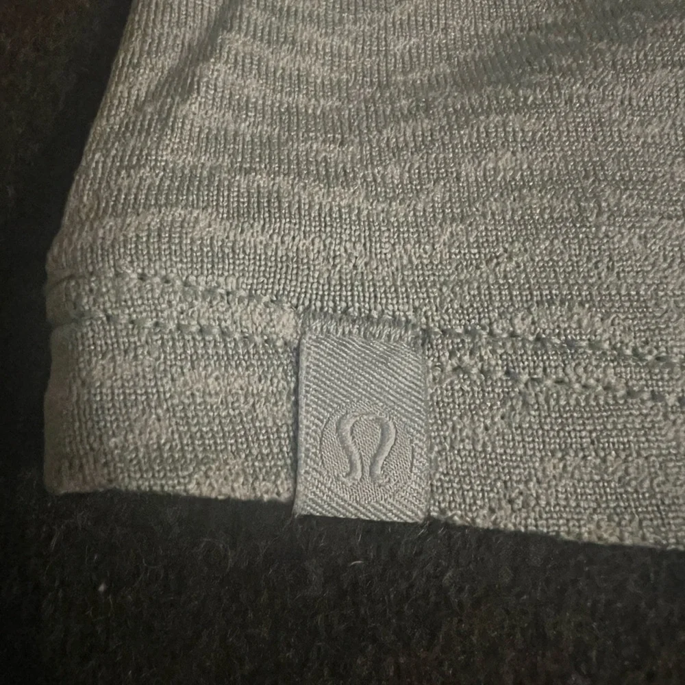 Lululemon Train to Be Short Sleeve Shirt - Picture 3 of 5